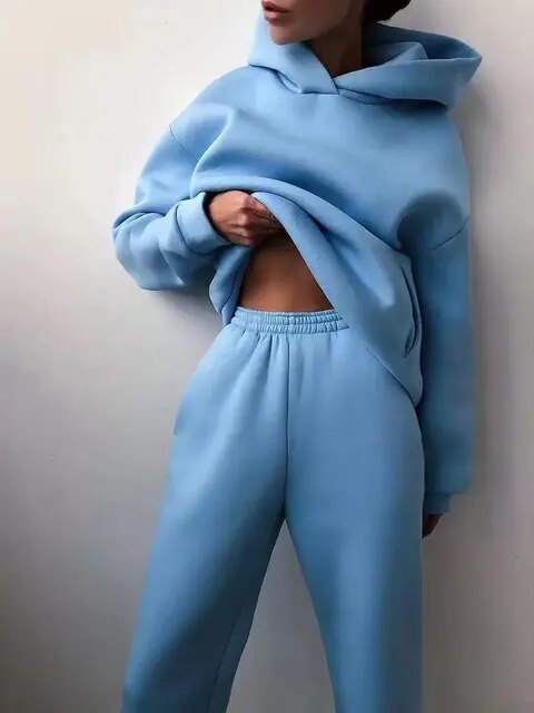 ELVINA | HOODIE AND JOGGERS SET FOR WOMEN