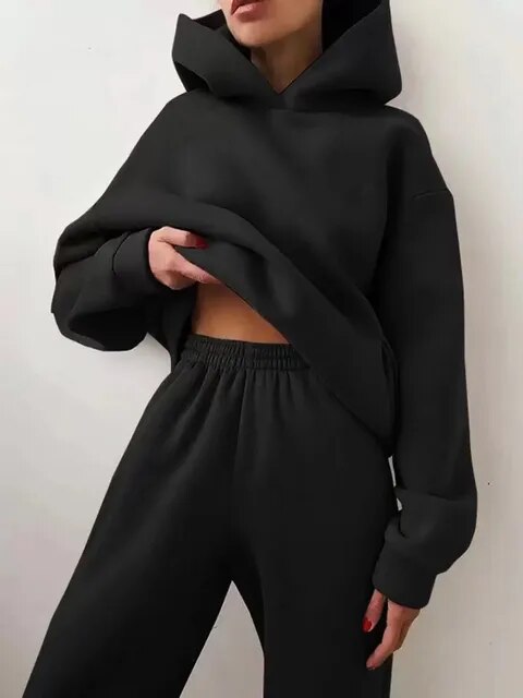 ELVINA | HOODIE AND JOGGERS SET FOR WOMEN